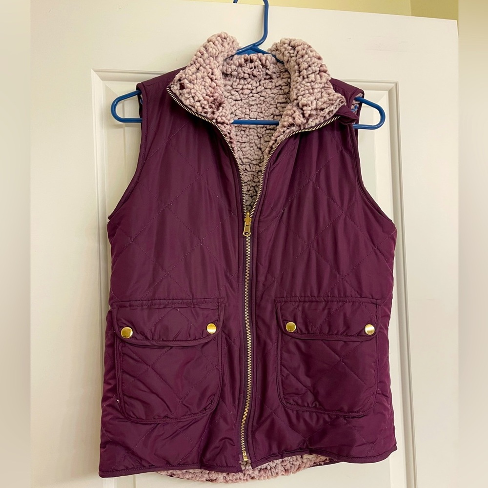 Reversible vest for women